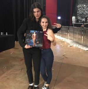 Meet your Posher, Kira